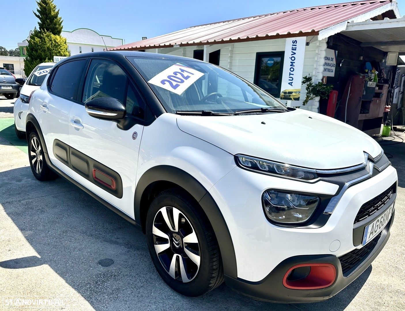 Citroën C3 1.2 PureTech C-Series - 1
