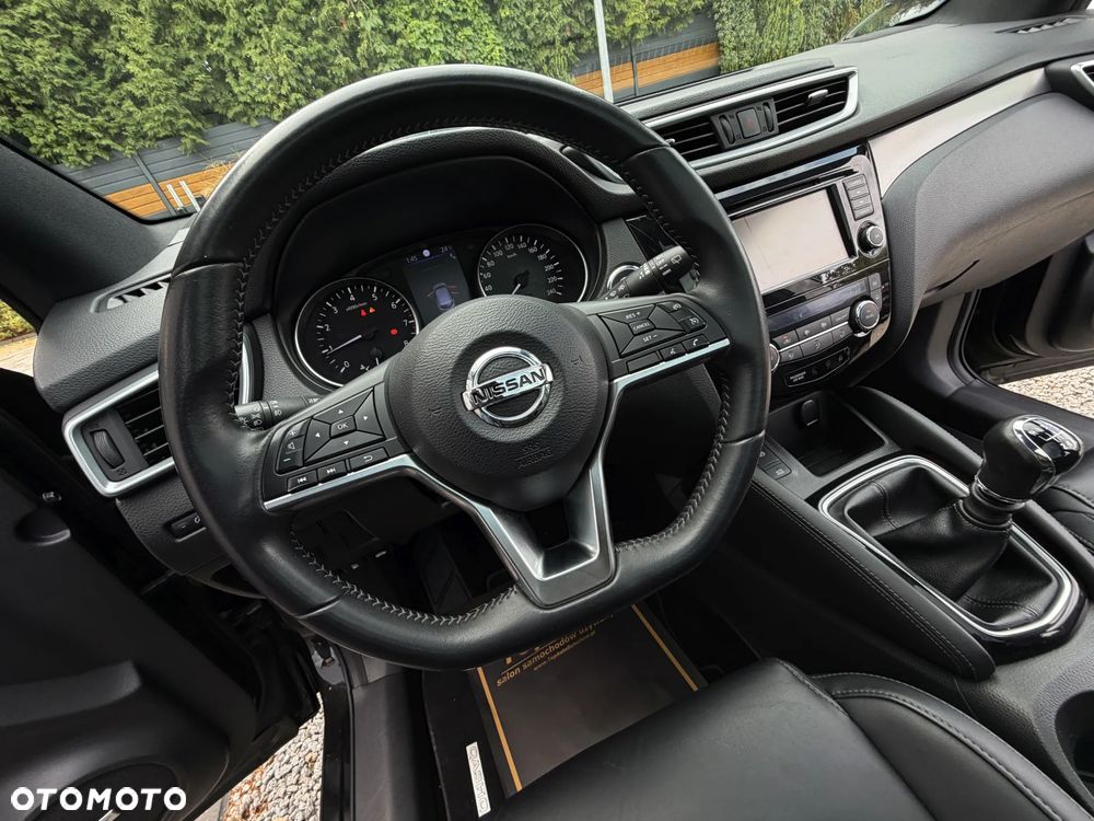Nissan Qashqai 1.3 DIG-T Tekna+ - 28