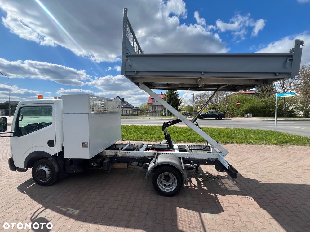 Nissan Cabstar - 11