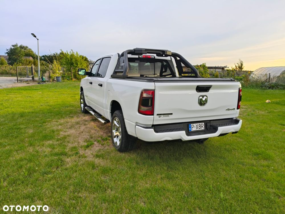 RAM 1500 - 12