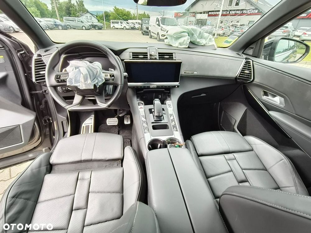 DS Automobiles DS 7 Crossback - 11