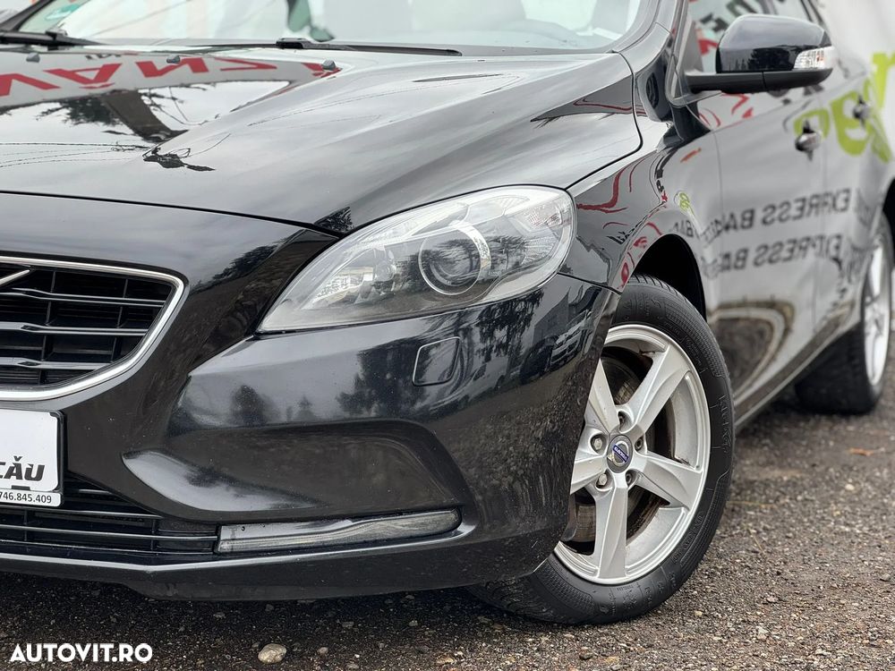 Volvo V40 D3 - 11