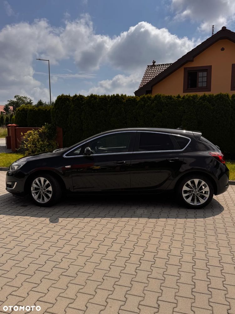 Opel Astra 1.4 Turbo - 4