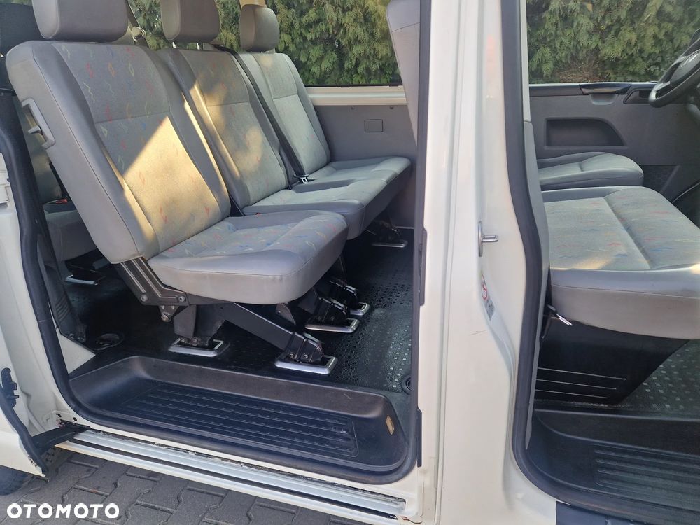 Volkswagen Transporter - 8