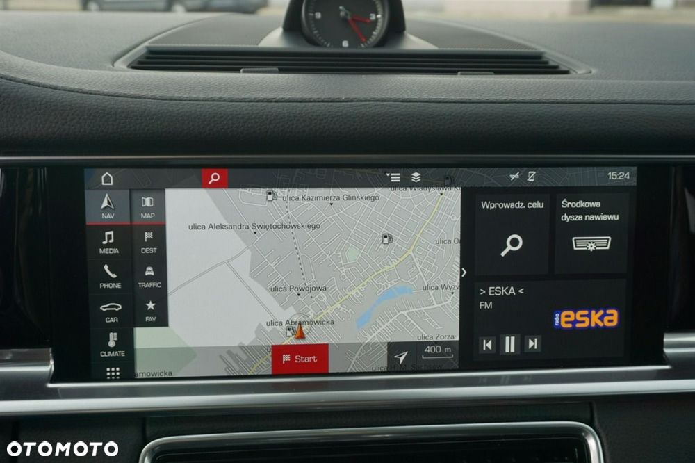 Porsche Panamera 4 - 23