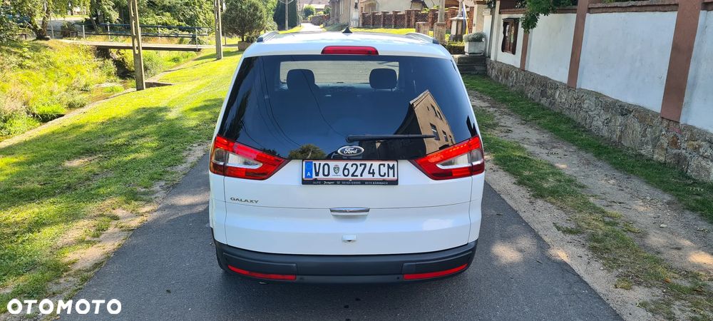 Ford Galaxy 2.0 TDCi Titanium - 4