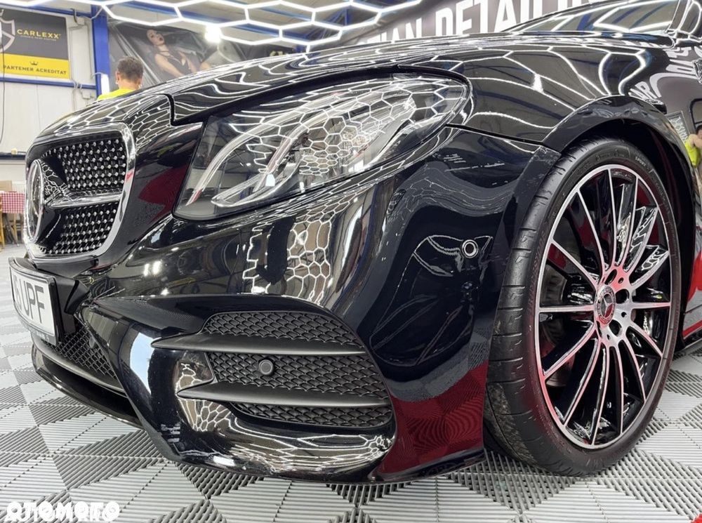 Mercedes-Benz Klasa E - 19