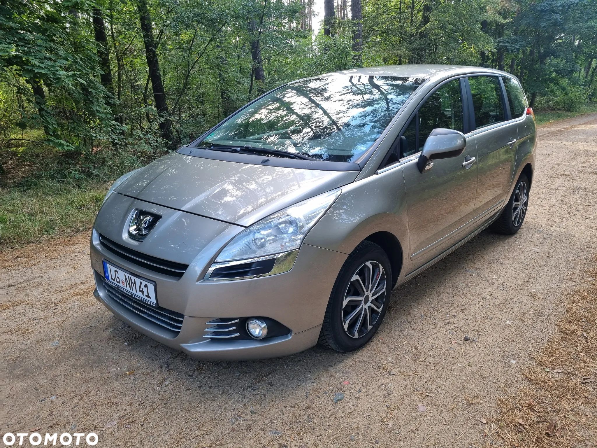 Peugeot 5008 - 1