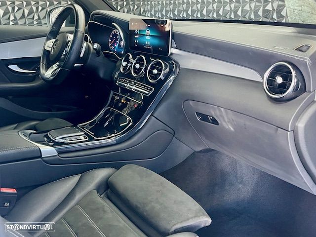 Mercedes-Benz GLC 300 de Coupe 4Matic 9G-TRONIC AMG Line Plus - 46