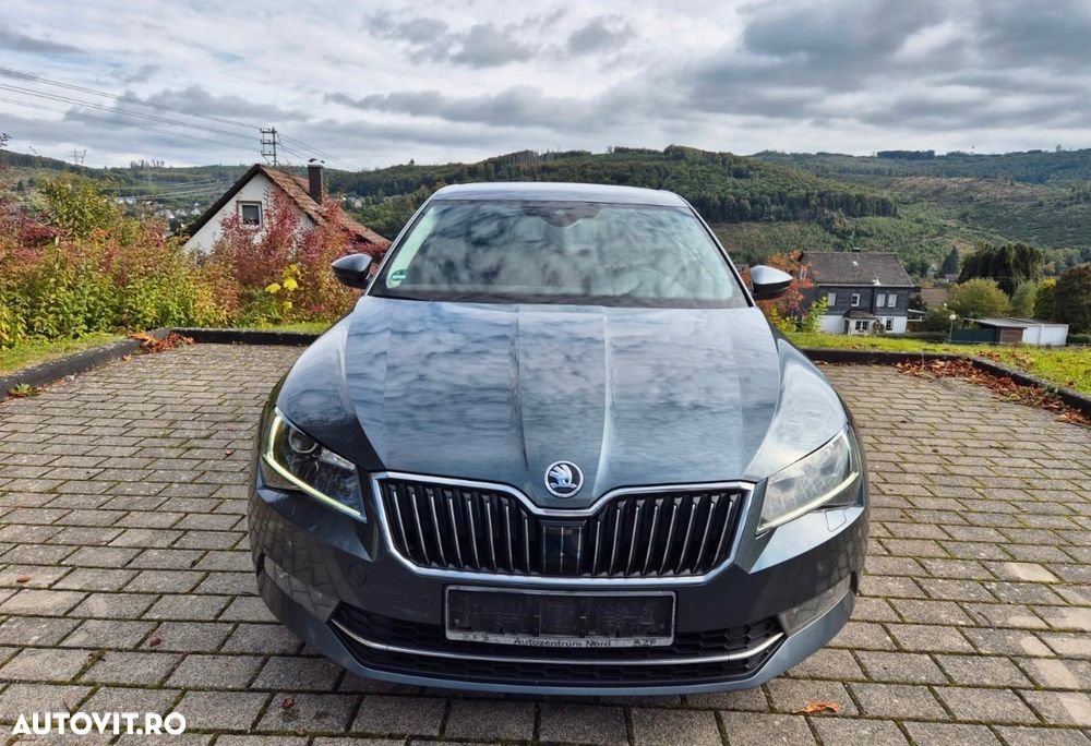 Skoda Superb 2.0 TDI 4X4 DSG Laurin & Klement - 2