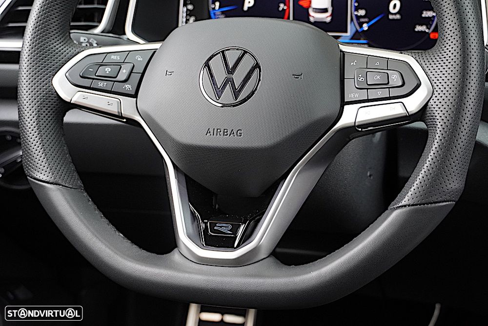 VW T-Roc 1.5 TSI R-Line DSG - 31