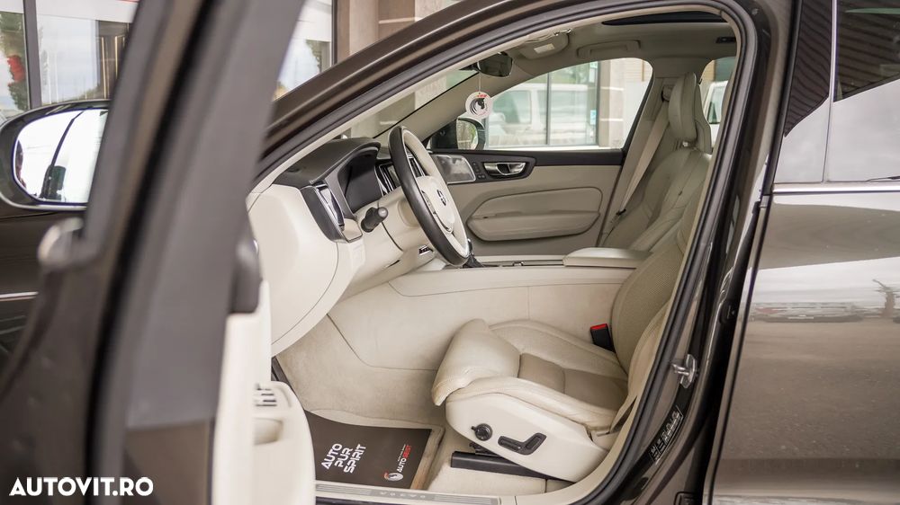 Volvo XC 60 D4 AWD Inscription - 31