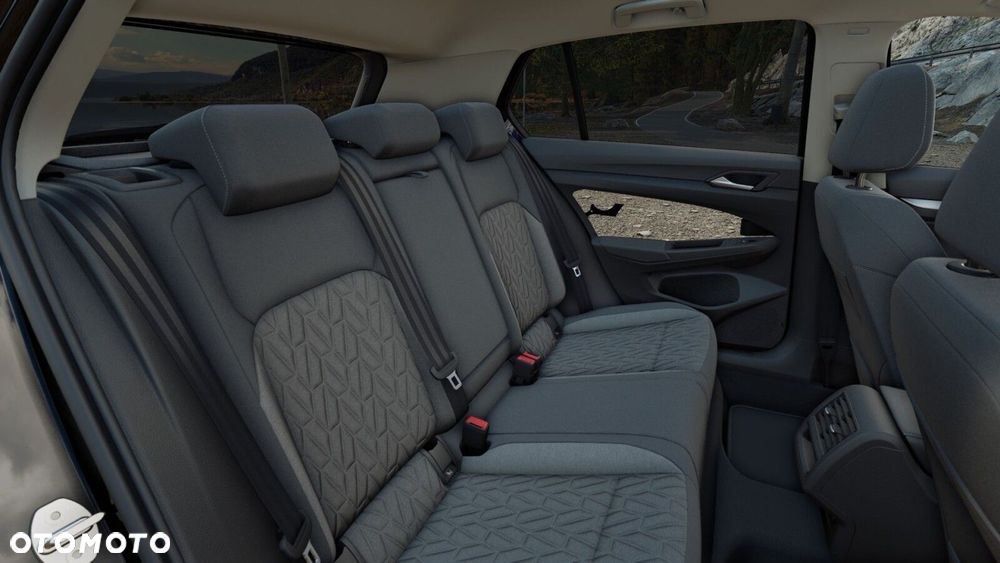 Volkswagen Golf - 12
