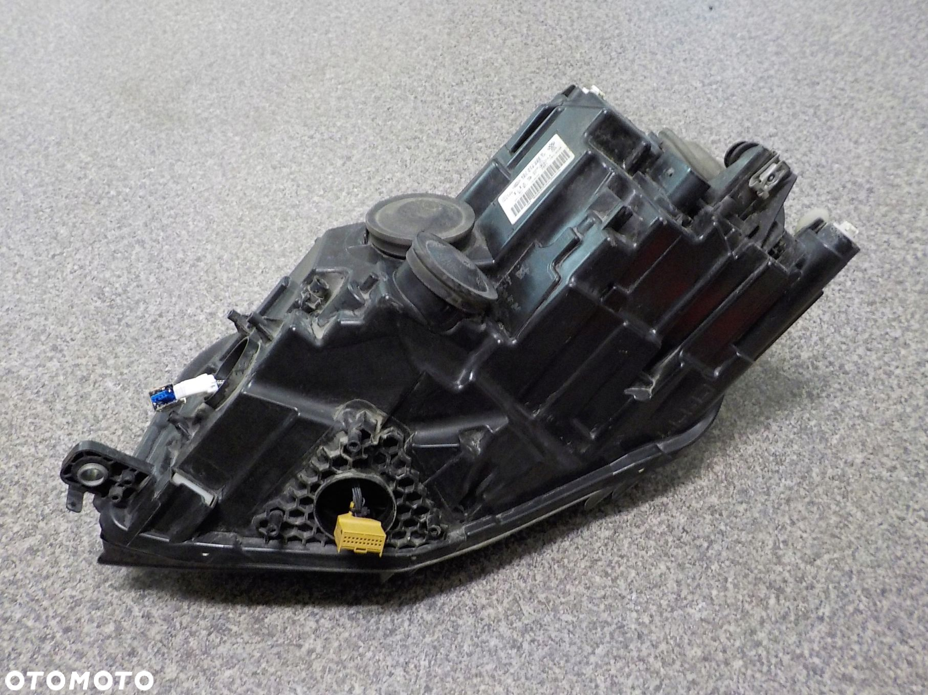 LAMPA PRAWA PRZÓD VW CADDY 2K1 LIFT XENON 2015- - 6