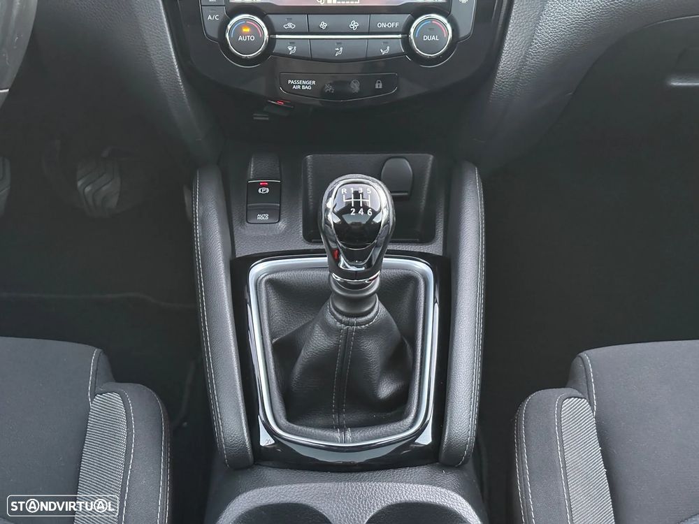 Nissan Qashqai 1.5 dCi N-Connecta 18 PS - 20