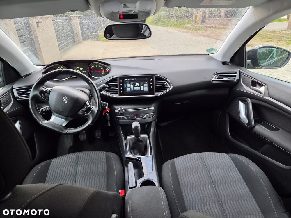Peugeot 308 - 9