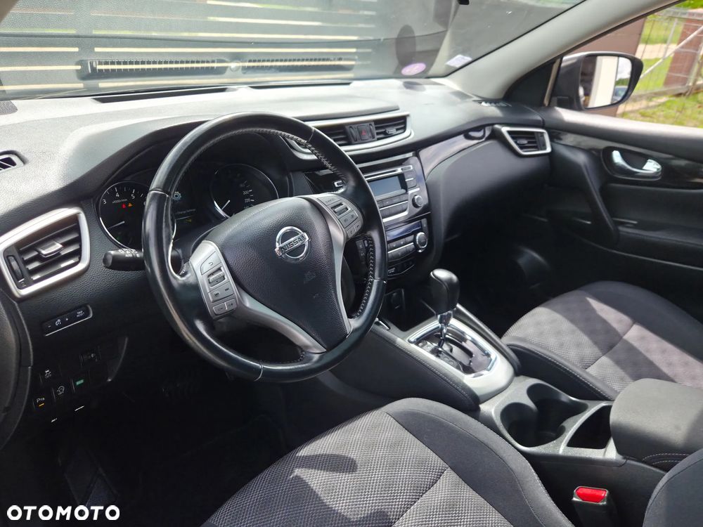 Nissan Qashqai 1.2 DIG-T Xtronic ACENTA - 10