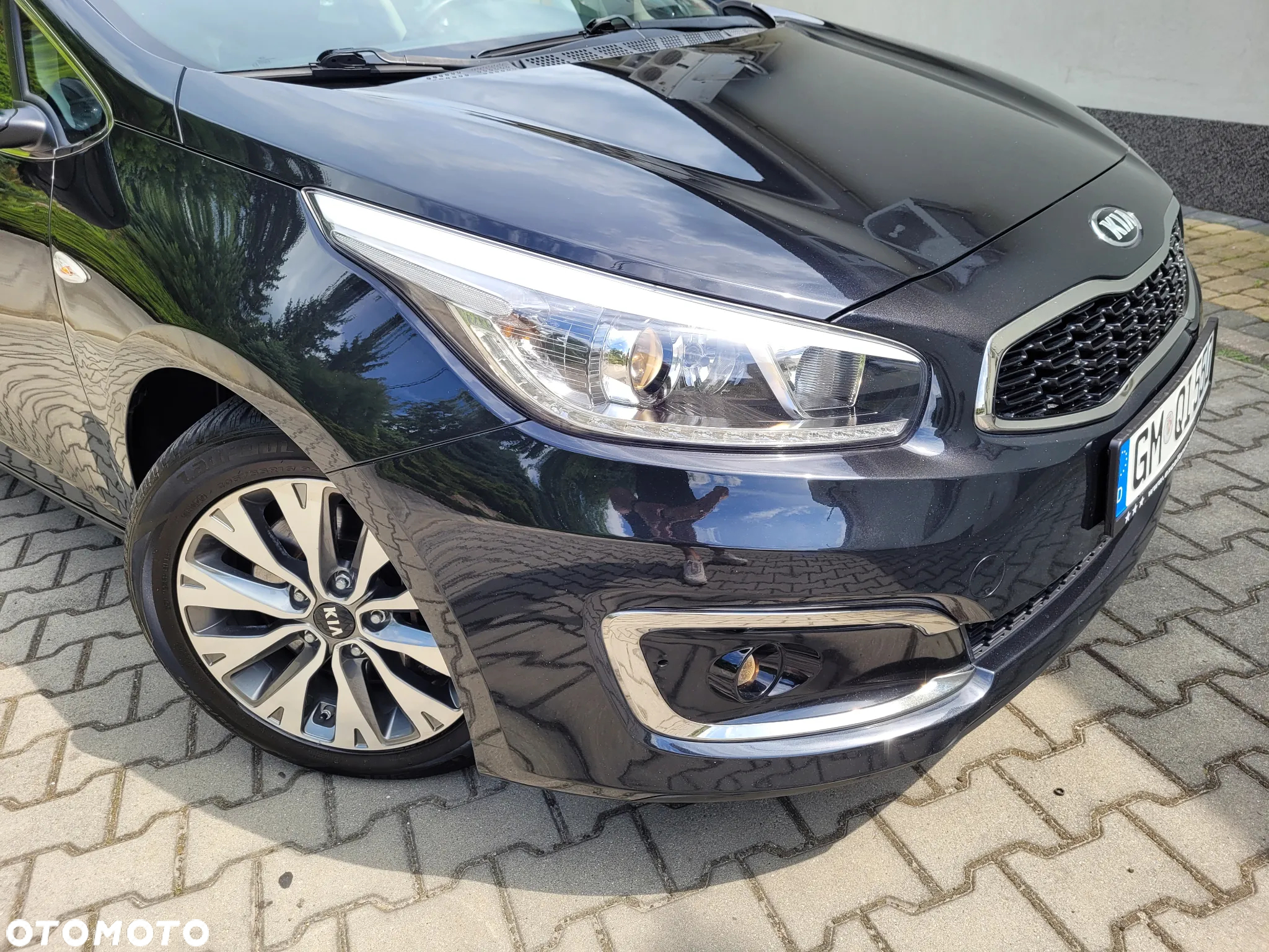 Kia Ceed 1.6 GDI SW Platinum Edition - 31