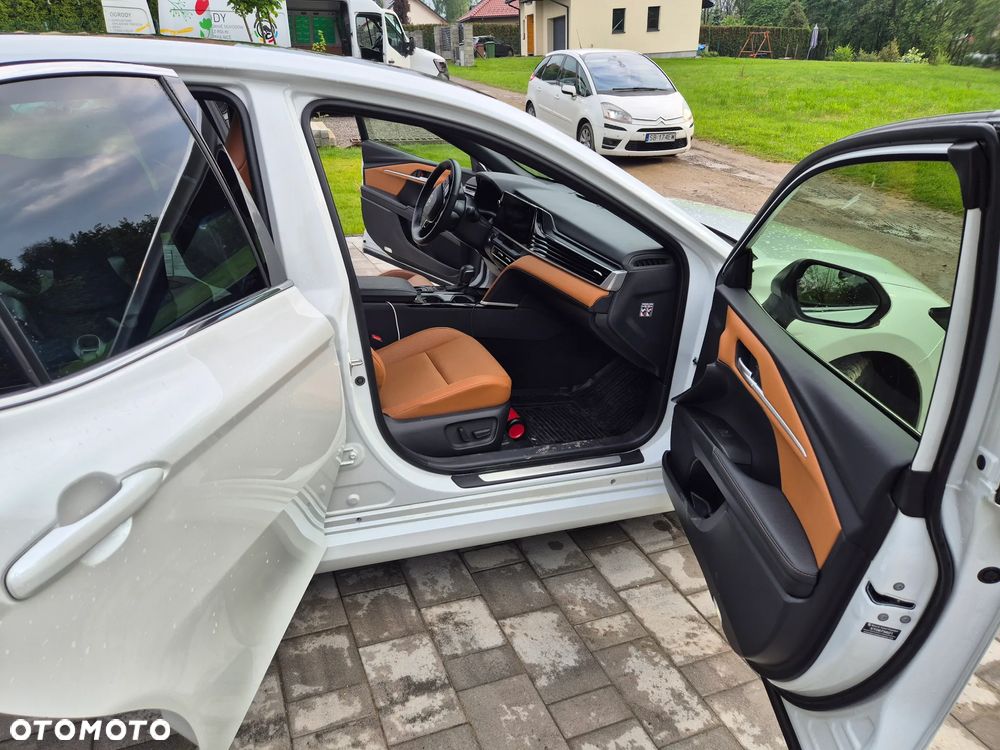 Toyota Camry 2.5 Hybrid Dynamic Force Prestige e-CVT - 15