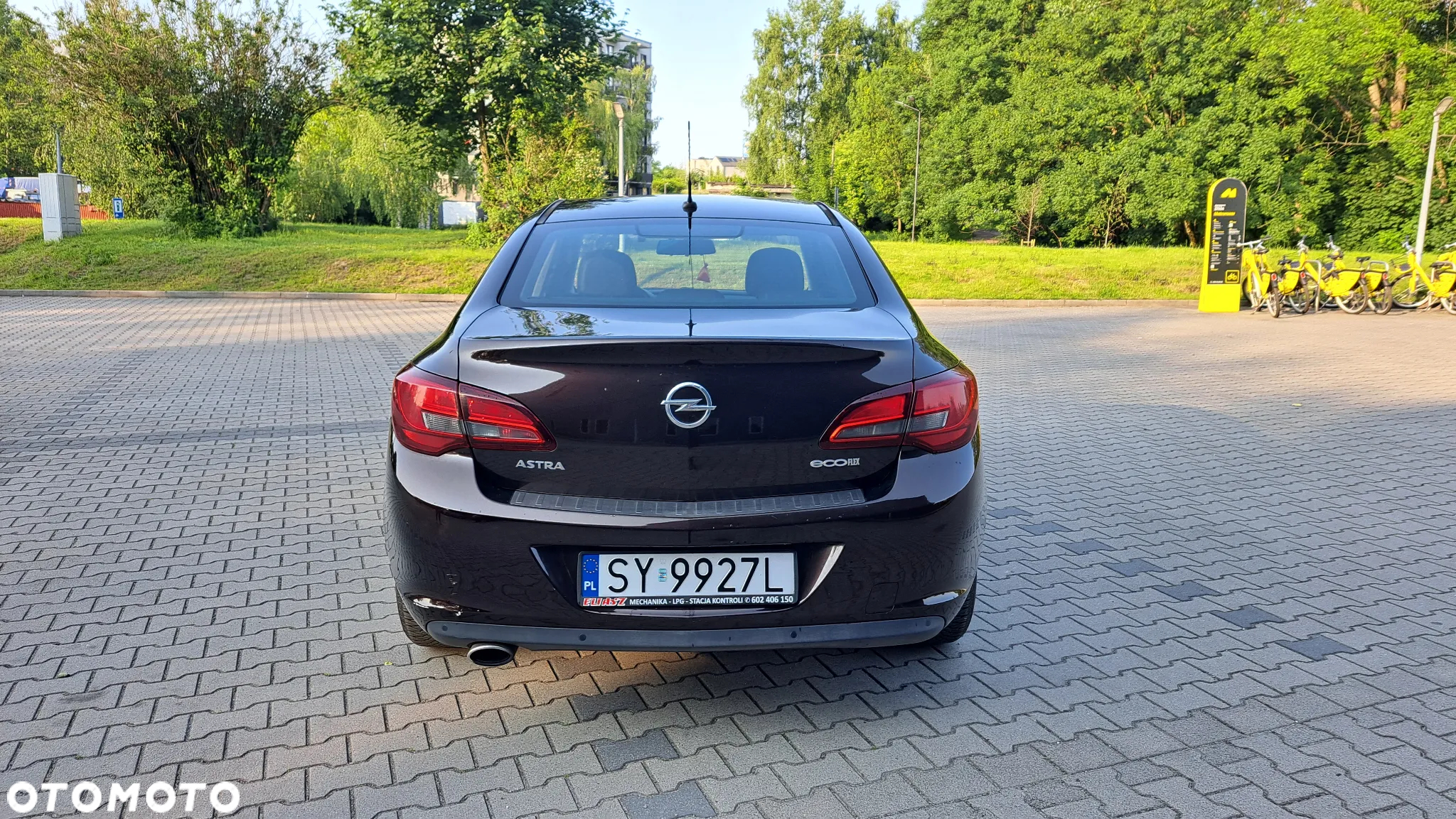 Opel Astra IV 1.4 T Active - 4