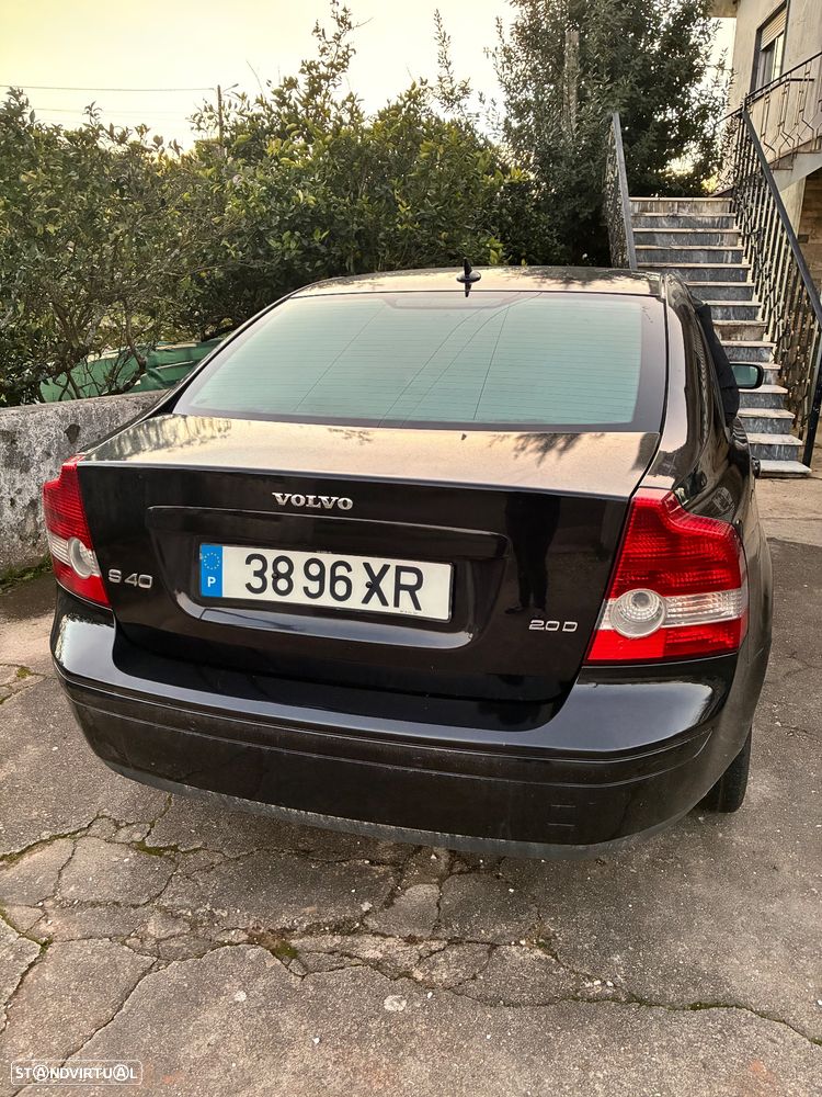 Volvo S40 2.0 D Nível 2 - 2