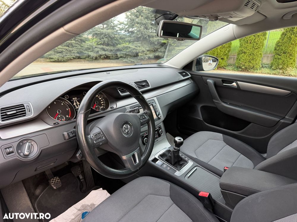 Volkswagen Passat 2.0 Blue TDI SCR Business Edition - 4