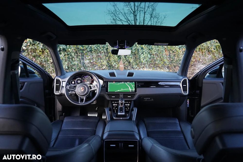 Porsche Cayenne S - 8