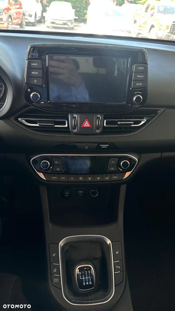 Hyundai i30 1.5 T-GDI 48V Smart - 19