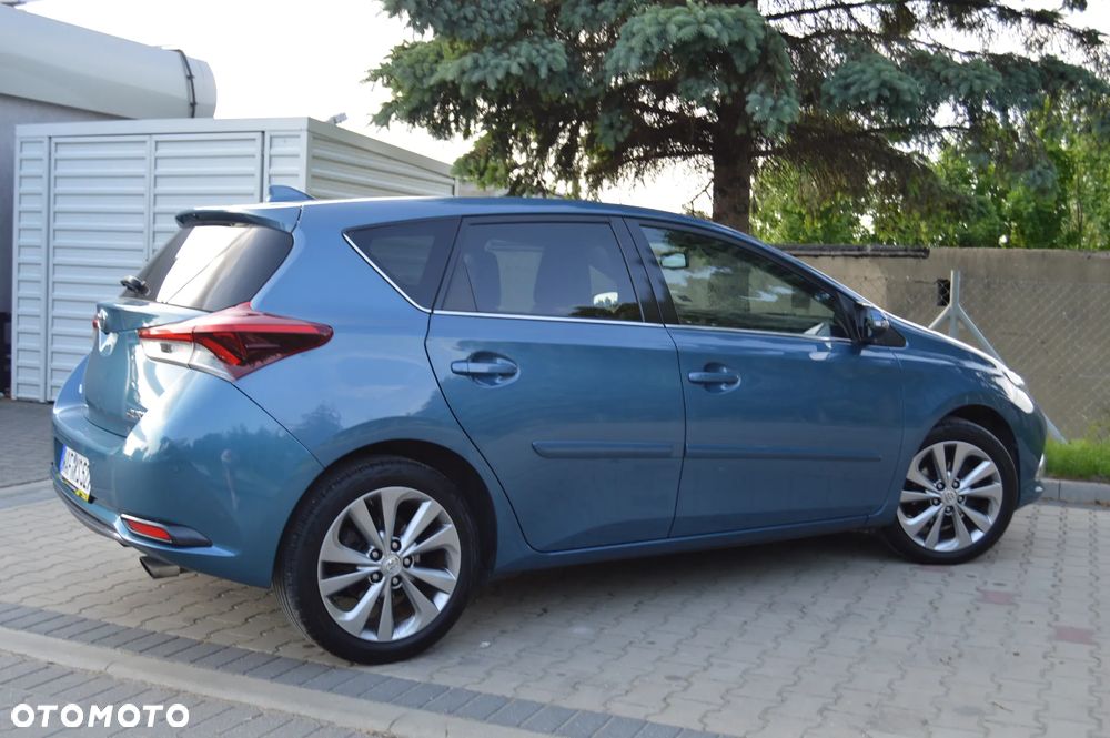Toyota Auris 1.2 Turbo Executive - 26