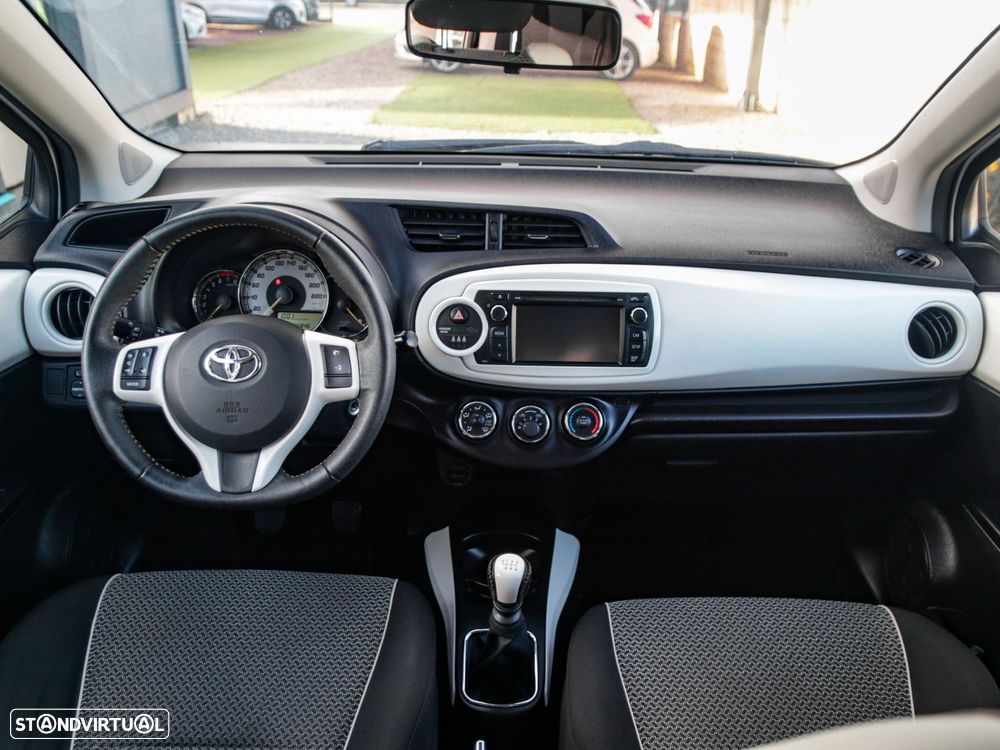 Toyota Yaris 1.33 VVT-i Sport - 20