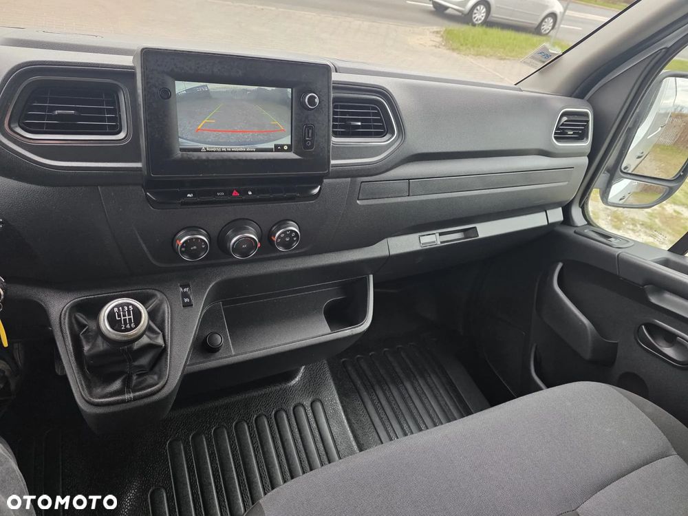 Renault Master L2H2 - 2