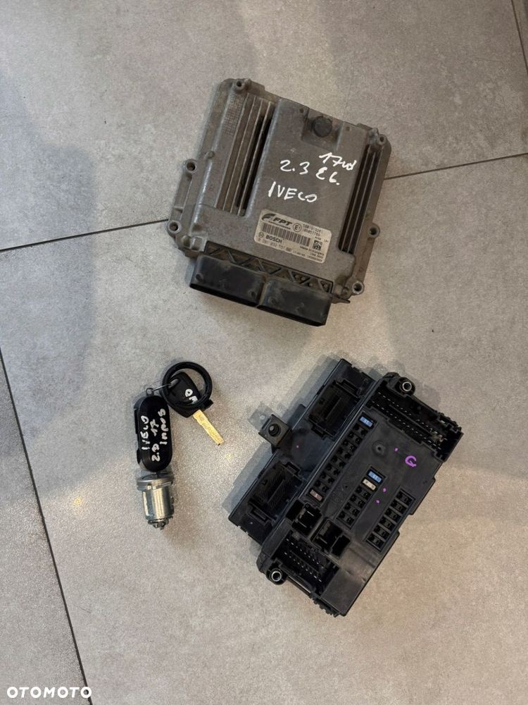 Iveco Daily 2,3 E6 zestaw sterownik 0281032557 - 1