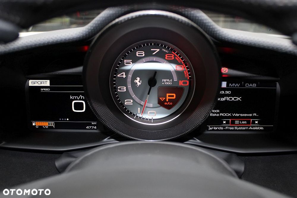 Ferrari 488 Pista - 25