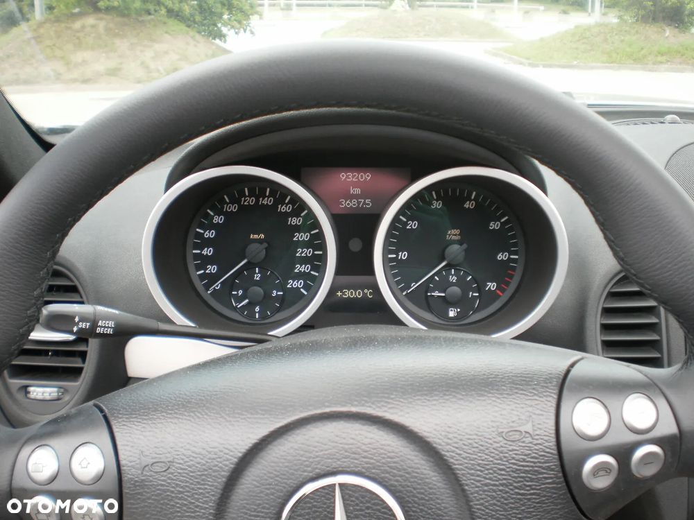 Mercedes-Benz SLK - 12