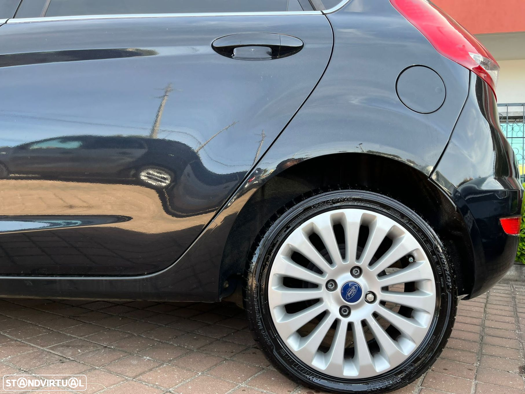 Ford Fiesta - 7