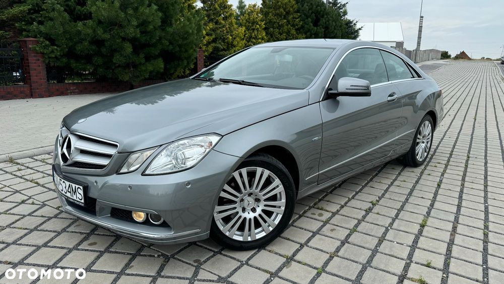 Mercedes-Benz Klasa E 250 CGI BlueEffICIENCY - 2
