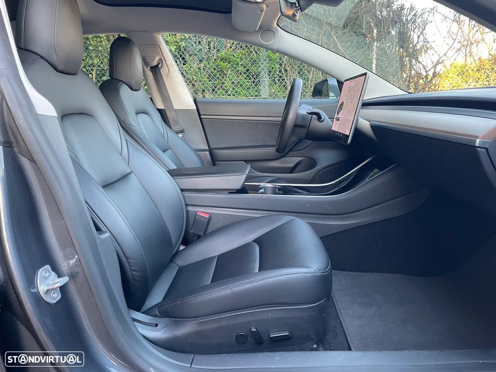 Tesla Model 3 RWD - 23