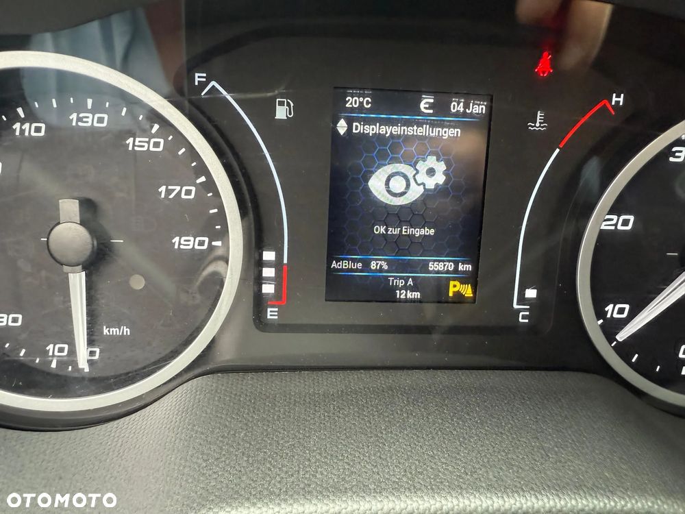 Iveco Daily 35S180, 3.0 180KM, Doka 7os., Niski przebieg, Zadbane - 17