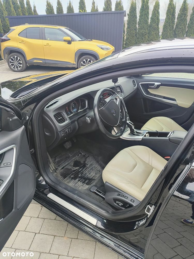 Volvo V60 - 2