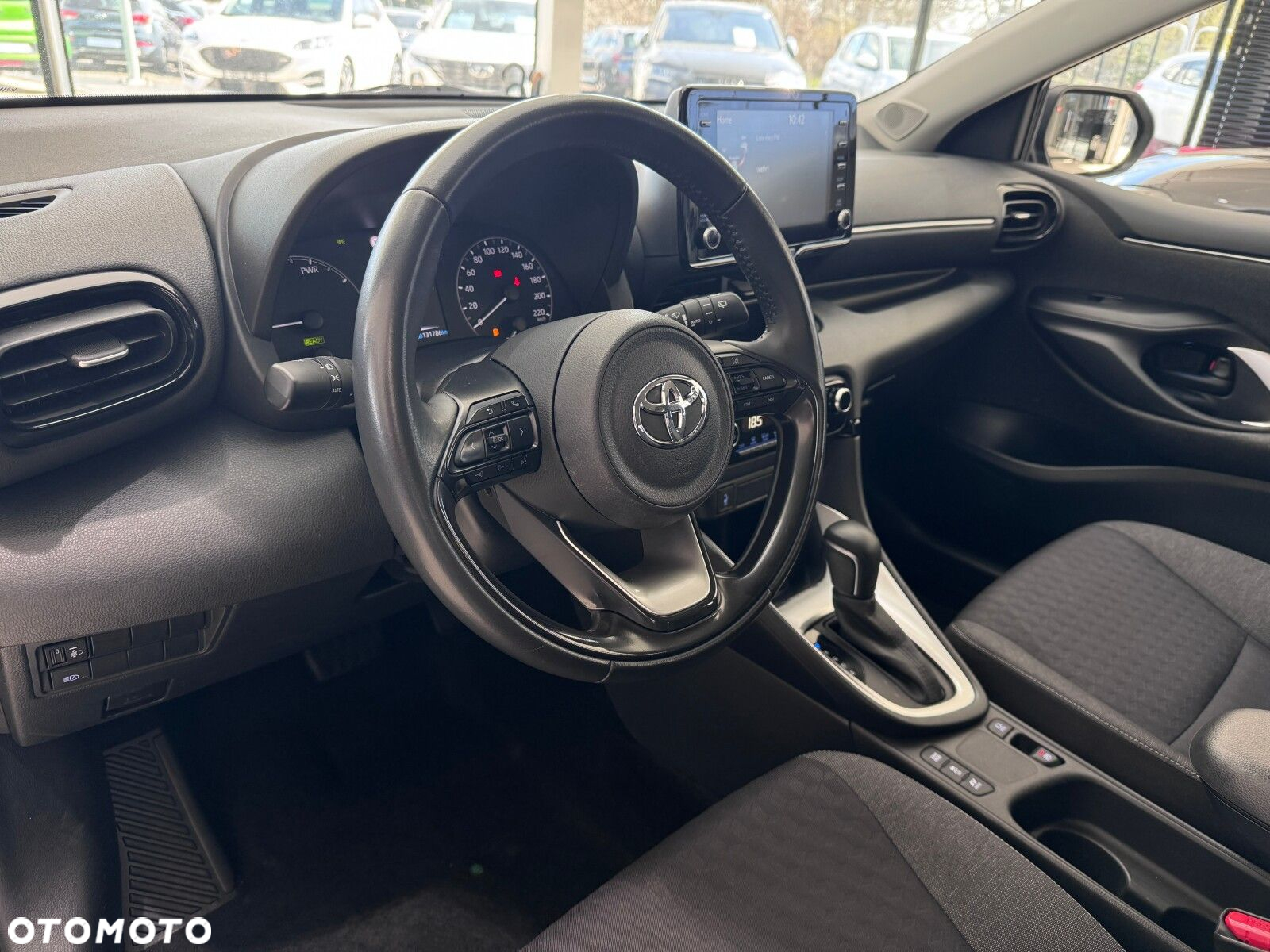 Toyota Yaris - 8