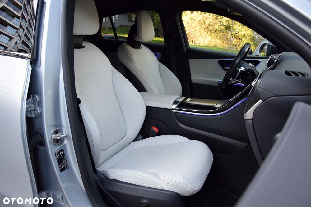 Mercedes-Benz GLC 220 d mHEV 4-Matic AMG Line - 23
