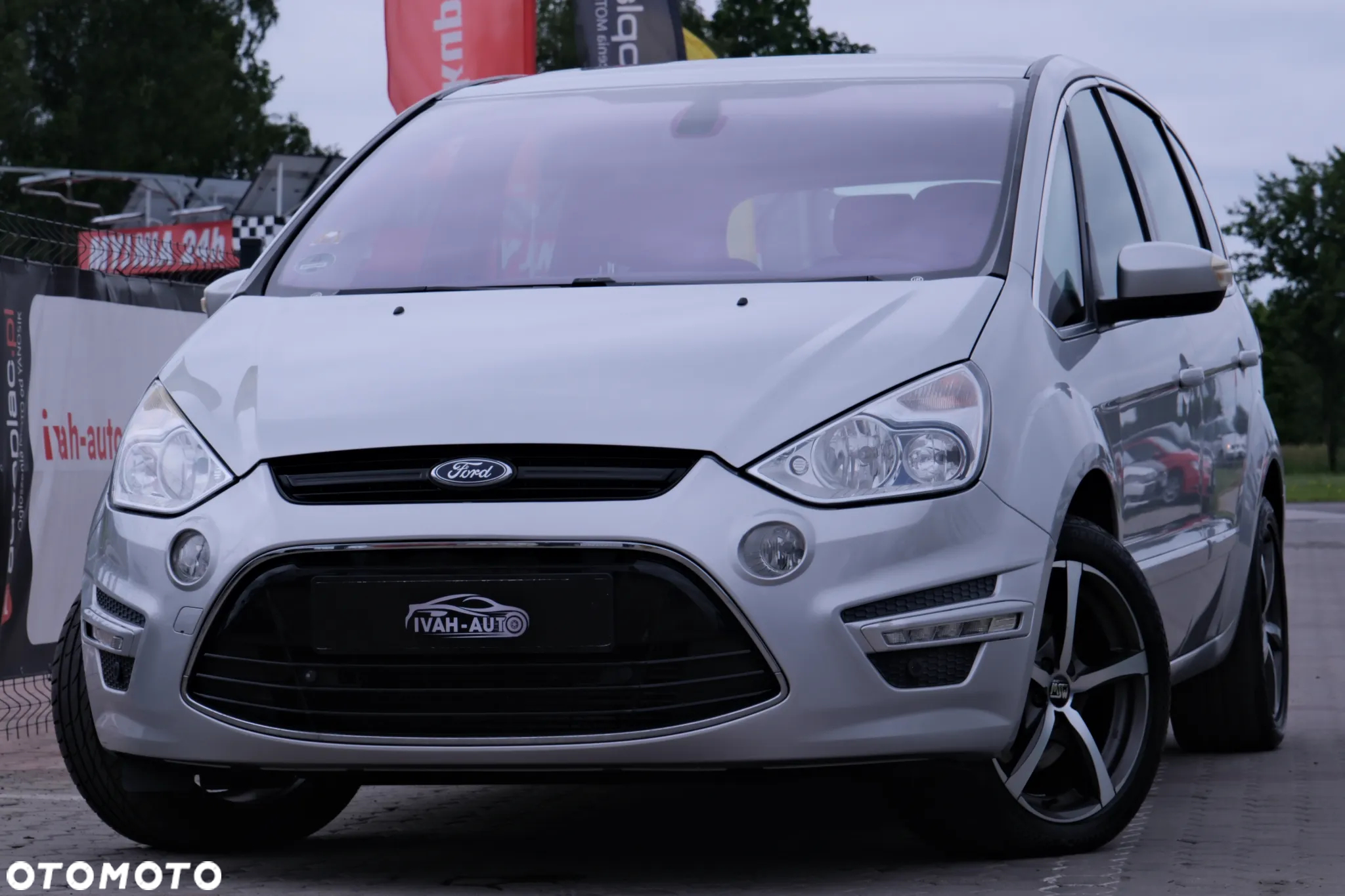 Ford S-Max 2.0 TDCi DPF Titanium - 16