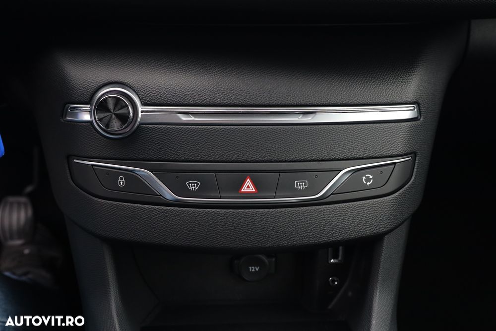 Peugeot 308 BlueHDi FAP 120 Stop & Start Active - 17