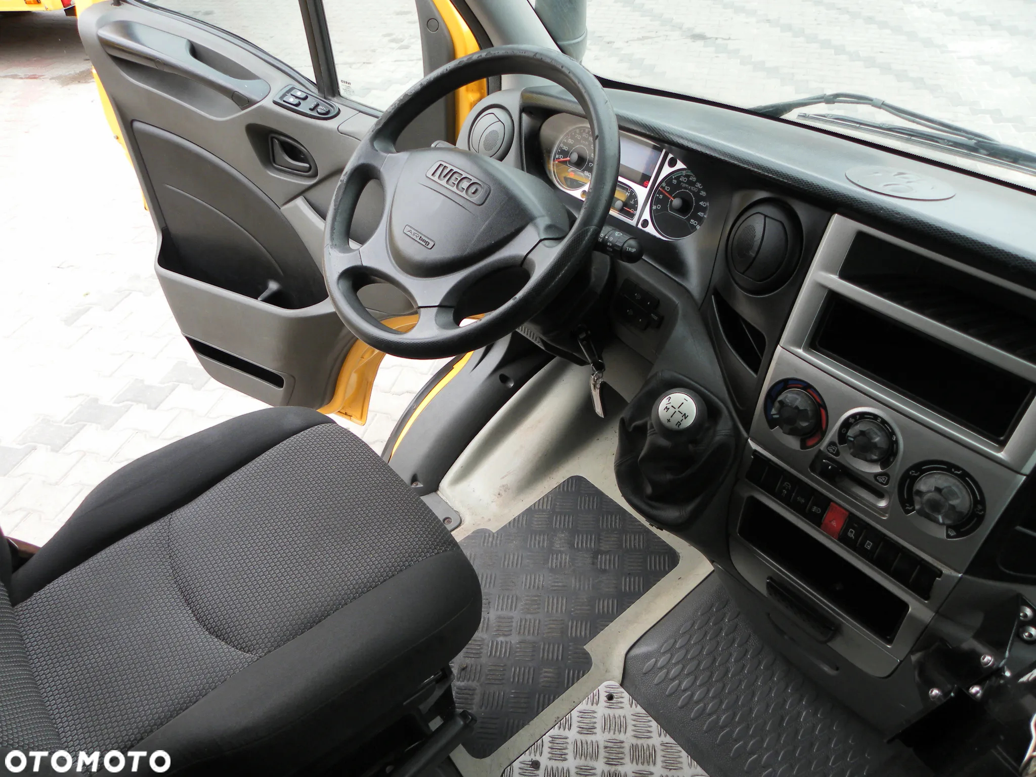 Iveco Iveco Daily 35s11 pocztowy POCZTA UPS DHL SPRINTER 308 FOOD TRUCK Autosklep - 12