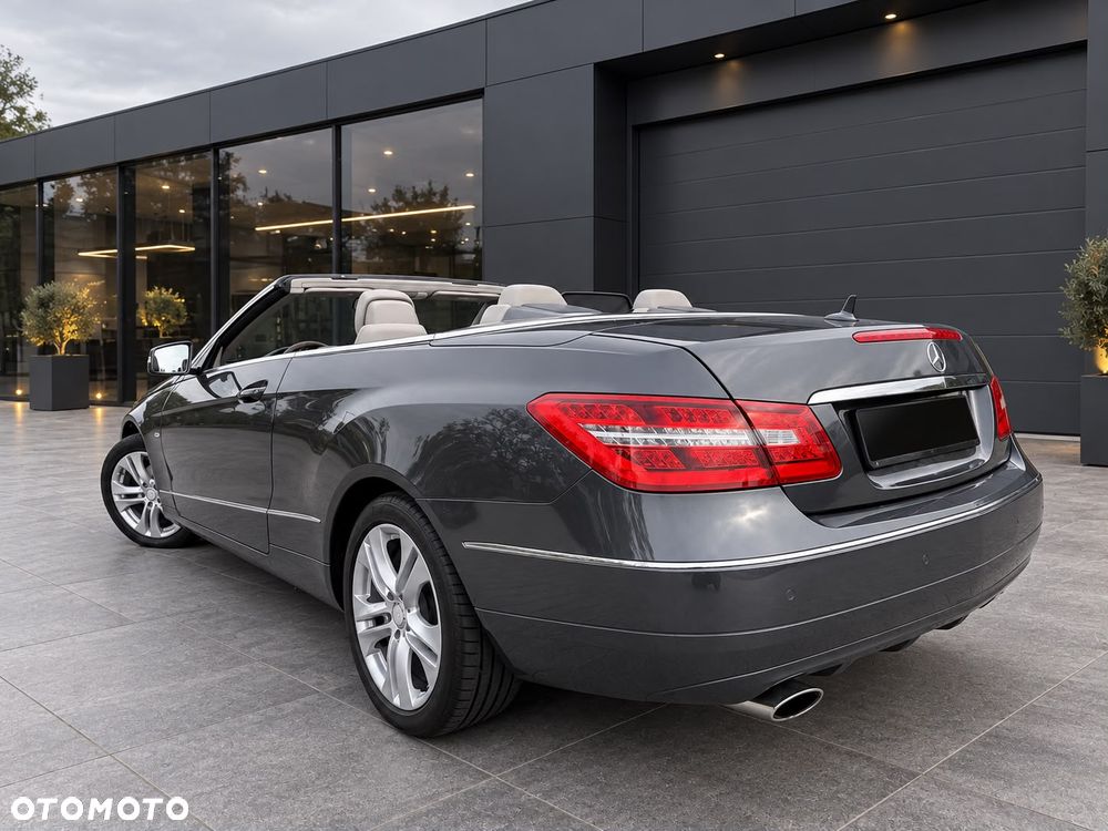 Mercedes-Benz Klaisa E 2011 photo 3