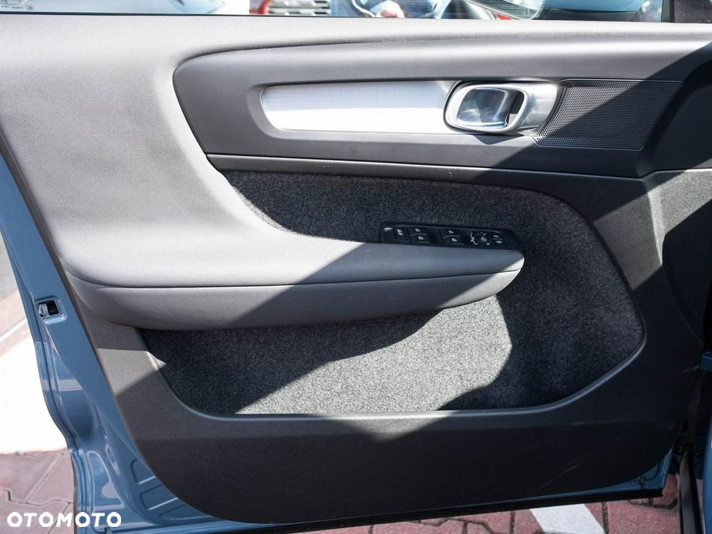 Volvo XC 40 B3 Core - 10
