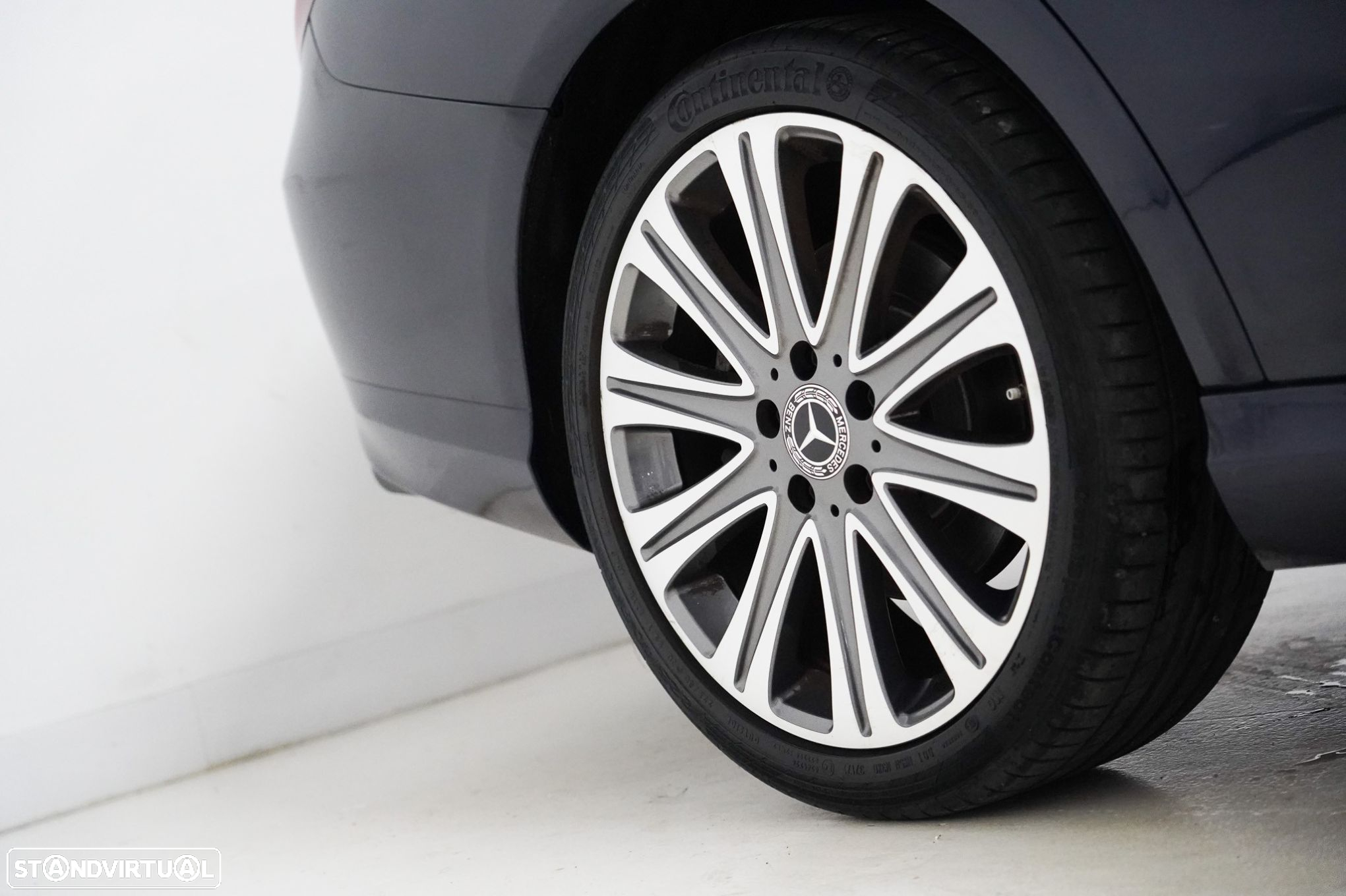 Mercedes-Benz CLA 180 d Urban Aut. - 17