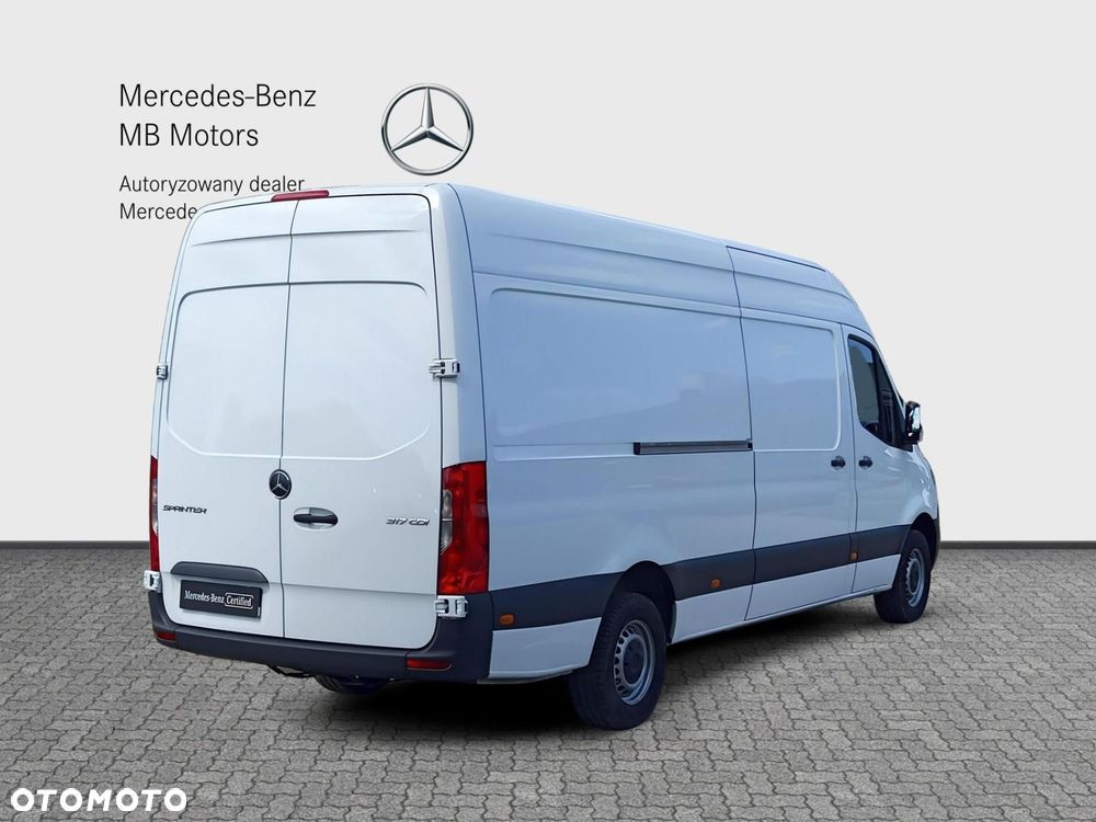 Mercedes-Benz Sprinter - 6