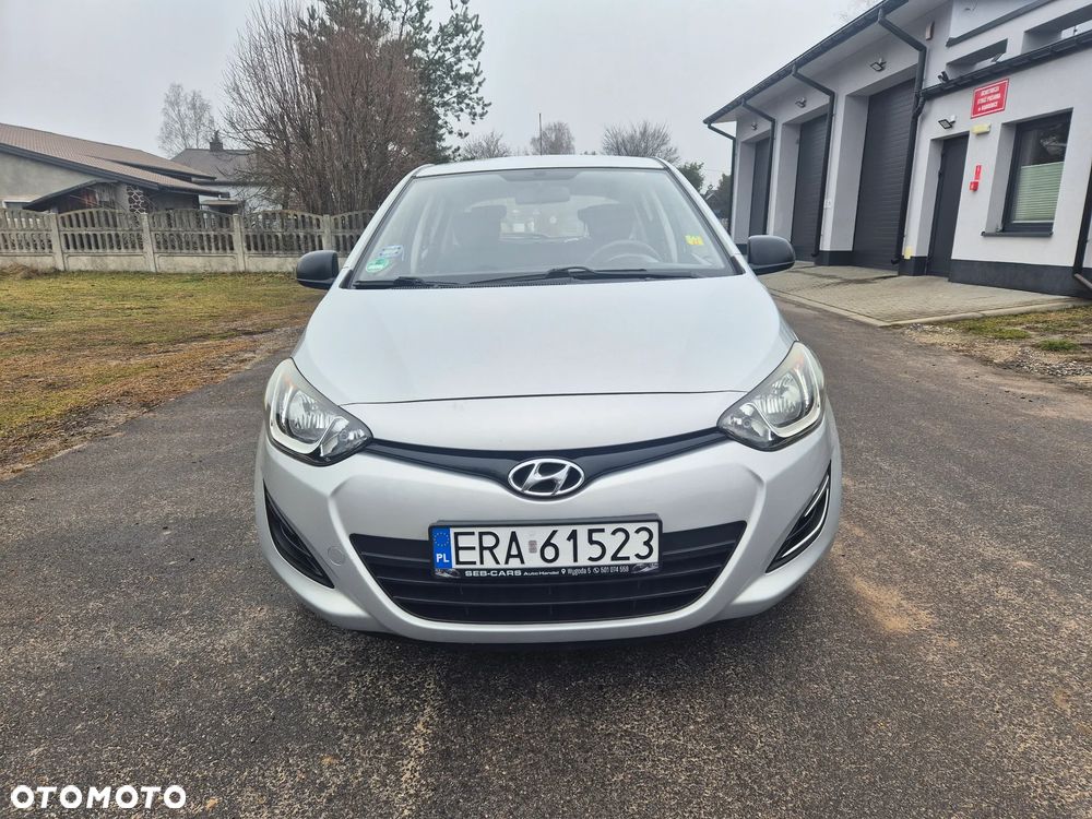 Hyundai i20 1.2 - 8