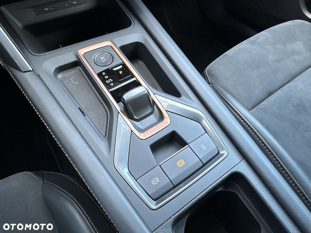 Cupra Leon 1.5 eTSI DSG - 22